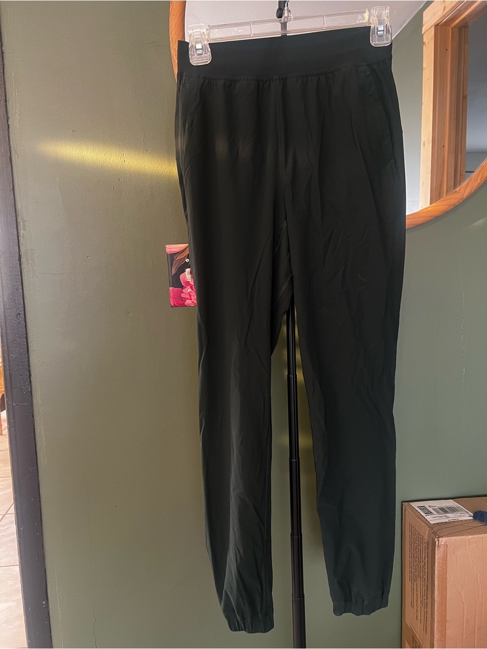 lululemon athletica dark green light  Women's Track Joggers